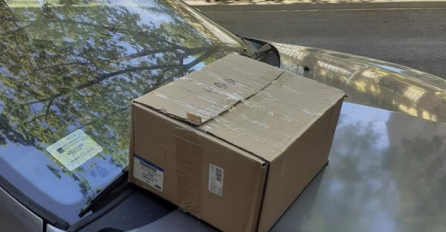 BEOGRAĐANIN ŠETAO I NAŠAO KUTIJU NA HAUBI PARKIRANOG AUTOMOBILA: Kad je vidio poruku poruku ZAPREPASTIO SE, ZAR OVAKVI LJUDI JOŠ POSTOJE?