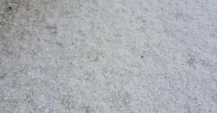 STRAŠNA OLUJA STIŽE NA BALKAN, SRBIJA PRVA NA UDARU Meterolozi upozoravaju NA NOVO NEVRIJEME, led će se sručiti  na OVE GRADOVE (FOTO)