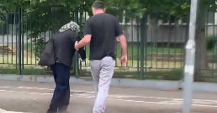 NEKO JE SNIMIO UGLEDNOG HIRURGA IZ SRBIJE: Evo šta je uradio kad je vidio BAKICU, SNIMAK DIJELI CIJELI REGION (VIDEO)