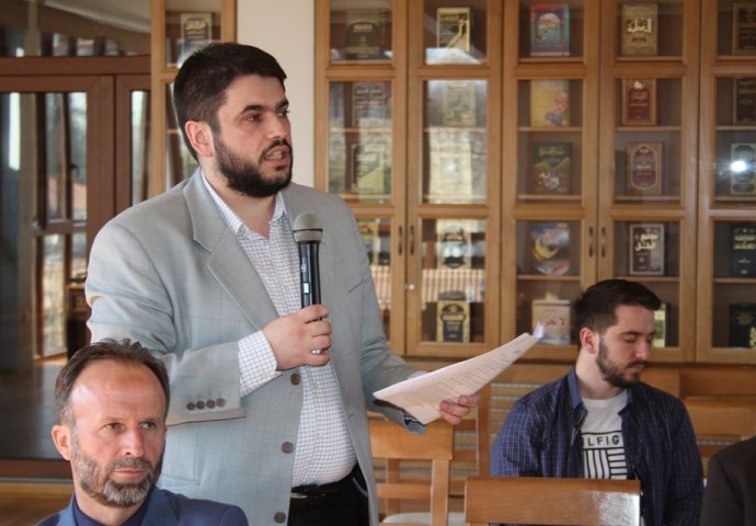 Salahudin Fetić za Novi.ba: Nipošto ne udarajmo na autoritete Islamske zajednice, a ovo je odlična prilika da napravimo makar minimalne promjene u našim životima