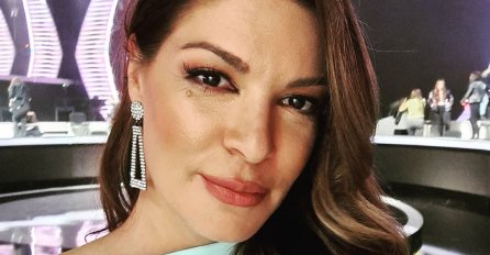 DUBOKI PROREZ, SVE IZVIRILO: Sanja Kužet obukla PREUSKU HALJINU,  sve se ocrtavalo, A ONDA SU PRIMIJETILI OVAJ DETALJ! OPA