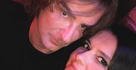 SLAVLJE U DOMU ŽELJKA MITROVIĆA, OBJAVILI PRELIJEPE VIJESTI: Milica i on u strasnom zagrljaju, ČESTITKE PLJUŠTE