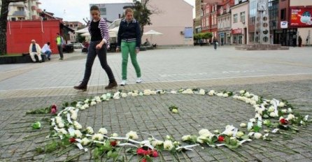 Aleksandar Trifunović: Ako već ne plačeš, pusti ljude da plaču