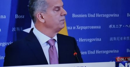 FAHRUDIN RADONČIĆ PODNOSI NEOPOZIVU OSTAVKU: Stao pred novinare i ovo saopštio, REKAO NEŠTO BITNO O RESPIRATORIMA