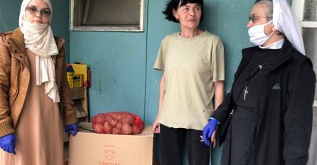 USLIKALI SESTRU BLANKU I MUSLIMANKU, LJUDI ZANIJEMILI KAD SU VIDJELI ŠTA RADE: Ovo je za svaku pohvalu!