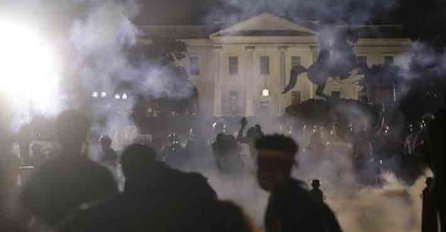 PROGLAŠENO STANJE PRIPRAVNOSTI, RASPOREĐENO 1.600 VOJNIKA: Ima povrijeđenih 