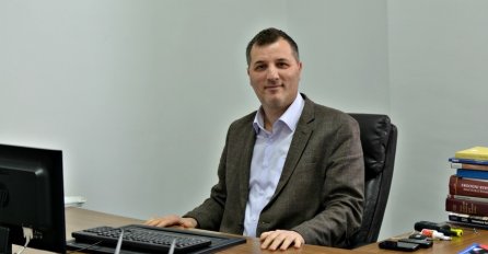 AMBASADOR HADŽIKADUNIĆ: Moja plata je daleko manja od 17.000 KM