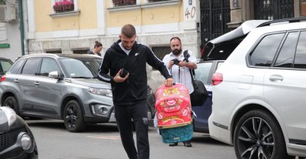 JUČER SU SVI PRIČALI O NOSILJCI, A EVO KAKO IZGLEDAJU KOLICA MALOG ŽELJKA: Veljko je naredio da se OVAKVA NAPRAVE I NIJE ŽALIO PARE!