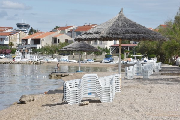 5b8ff794-5567-4bb7-9309-02137ecffb94