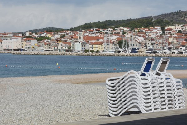 65fd08f5-953f-4918-bef4-2516b491c04e