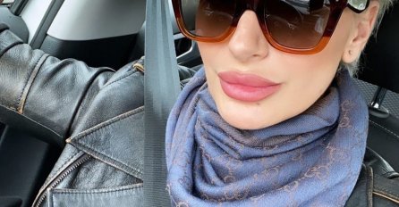 TIJELO PUNO TETOVAŽA, DUŠICA SE SKINULA U BIKINI: Niko nije znao da ovako izgleda, POGLEDAJTE STOMAK