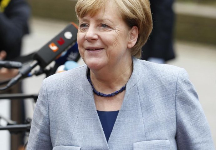 Prvi direktni sastanak kancelarke Merkel i državnih premijera, nakon tri mjeseca