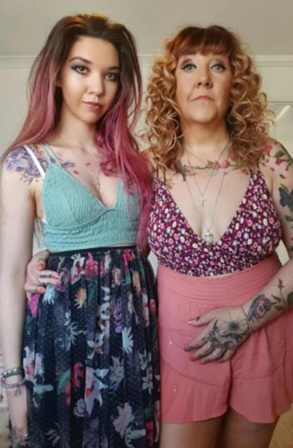 348880-odeca-mama-cerka-iff