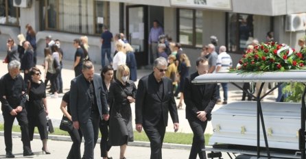 OVO JE SIN DOKTORICE VIOLETE, NA SAHRANI JEDVA OVO IZGOVORIO: "Neću ti reći zbogom jer..."