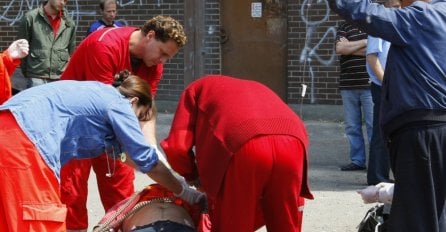 TRAGEDIJA NA IZBORIMA, ČOVJEK PAO MRTAV: Izborna komisija prenosi