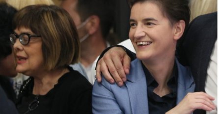 BRNABIĆKA CIJELU NOĆ GRLILA NJEGA, SLAVLJE NE PRESTAJE: Čekajte da vidite ko je u pitanju, HIT