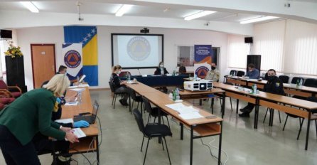 STIGLO UPOZORENJE KRIZNOG ŠTABA, OVO SU NAJNOVIJE MJERE: Evo šta će se desiti ako ih prekršite