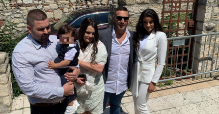 VELIKO SLAVLJE, DARKO LAZIĆ I MARINA STIGLI U CRKVU: Ona sva u bijelom, ljepota koja ODUZIMA DAH!  (FOTO)