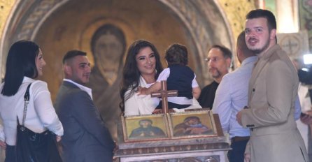 ŠOK, EVO ŠTA JE DARKO LAZIĆ URADIO U CRKVI: Fanovi u nevjerici, Marina Gagić VAN SEBE