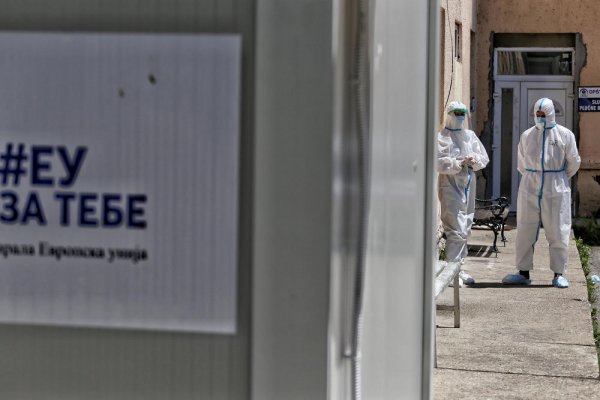 2263165-tan2020628-15475553-1-ff