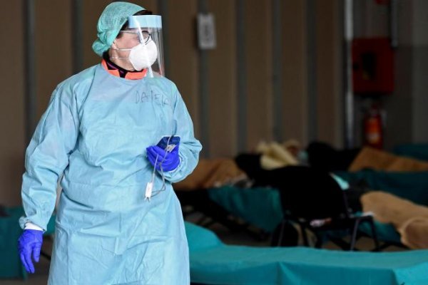 5e70f326-b8e0-40b1-af12-749c0a0a0a64-2020-03-14t161857z-1217853374-rc2sjf948df8-rtrmadp-3-health-coronavirus-italy-whatsapp-preview