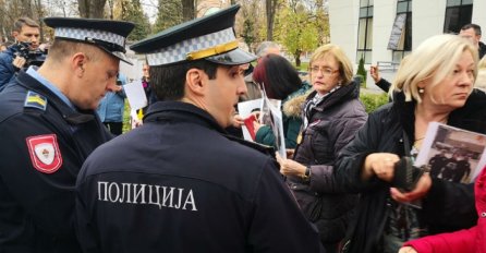 DODIK HAPSI SVE REDOM: Večeras uhapšeno devet aktivista "Pravde za Davida"