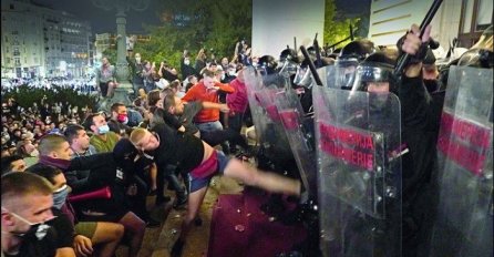 ANKETA: Podržavate li proteste u Beogradu?
