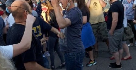 OBJAVLJEN SNIMAK, POGLEDAJTE KAKO JE POGOĐEN SERGEJ TRIFUNOVIĆ: Krv mu na licu, NIKO NE ZNA GDJE JE SADA (UZNEMIRUJUĆI SNIMAK)