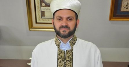 TEČNO GOVORI BOSANSKI JEZIK Prvi imam džamije Aja Sofija porijeklom je Bošnjak