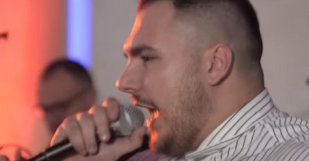 ŠOK! SMRT PJEVAČA POGODILA ESTRADU, UMRO JE OD KORONA VIRUSA: Niko ne može da vjeruje, FANOVI U SUZAMA