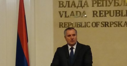 Premijer RS se vratio redovnim aktivnostima