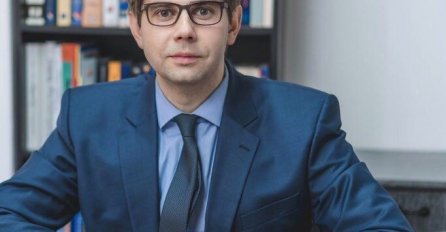 Faruk Hadžić: “Masovno iseljavanje iz BiH se nastavlja”