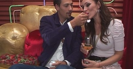 MLADEN JE PRIJE 10 GODINA LJUBIO ANABELU: Danas ima DRUGO IME, ZAPUSTIO BRADU I SMRŠAO (FOTO)