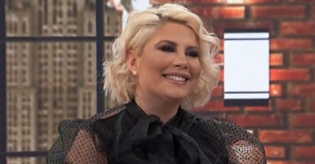 SLAVLJE U KUĆI DEE ĐURĐEVIĆ, OBJAVILA RADOSNE VIJESTI: Čestitke samo pristižu! (FOTO)