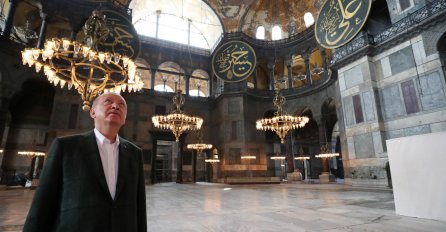 Erdogan obišao Aja Sofiju prvi put nakon što je od muzeja pretvorena u džamiju