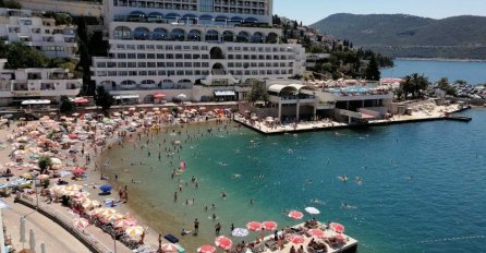 Koliko novca treba četveročlanoj porodici za odmor u Neumu, a koliko u Makarskoj?