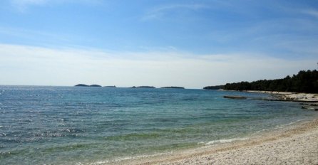 NAROD MASOVNO NAPUŠTA HRVATSKU, STIGLO VAŽNO UPOZORENJE: Evo šta se desilo, TURISTI BJEŽE GLAVOM BEZ OBZIRA