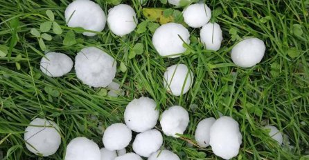 JAKO NEVRIJEME POGODILO ZAPADNI DIO DRŽAVE, PADAO GRAD VELIČINE JAJETA: Sve polomljeno, HAOS KAKAV SE NE PAMTI