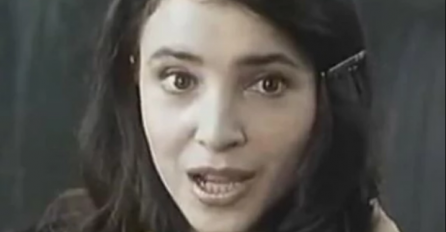 SJEĆATE LI SE PROFESORICE FRANCUSKOG IZ "LAJANJA NA ZVIJEZDE"? Danas ima 52 godine, LJUDI U ČUDU KAD VIDE KAKO IZGLEDA - ZAR JE MOGUĆE?