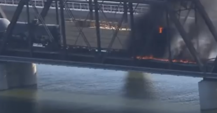 NEZAPAMĆENA KATASTROFA, ČEKAJU SE INFORMACIJE O STRADALIMA: Srušio se most, STIŽU PRVE SLIKE (FOTO)