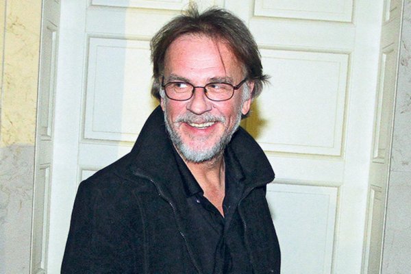 575795-zarko-lausevic-ff