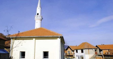 Na Kosovu jutros nije klanjan bajram-namaz