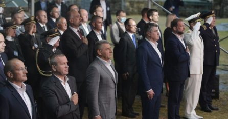 Milanović na prijemu na Kninskoj tvrđavi uručio odlikovanja