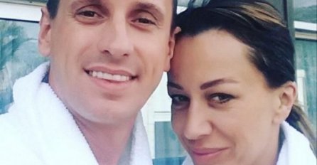 STIGLE VIJESTI O PJEVAČICI ROMANI PANIĆ: Nakon što je završila u zatvoru, DESILO SE OVO, NJEN PRIJATELJ SVE POTVRDIO! JE LI MOGUĆE?