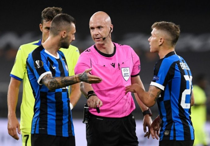 Inter uz dozu sreće izborio četvrtfinale, United rutinski