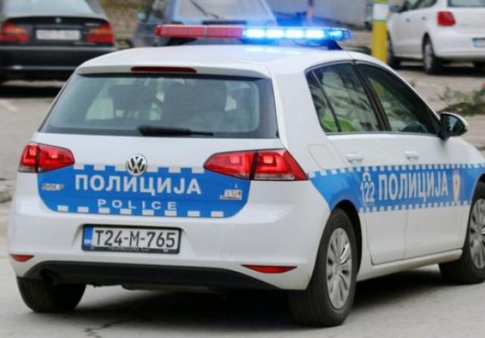 Racija u vili u Laktašima, uhapšeno devet osoba 