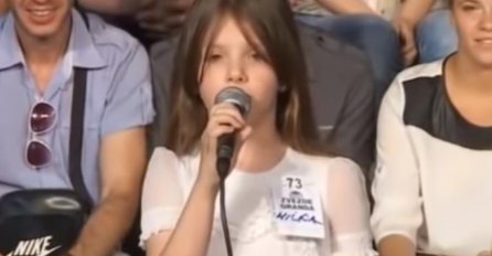 POJAVILA SE U GRANDU SA SAMO 8 GODINA, A EVO KAKO DANAS IZGLEDA: Ostavila sve bez teksta, PRAVA LJEPOTICA (FOTO)