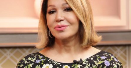 OVO SE ZOVE PRIRODNA LJEPOTA: Neda Ukraden  u BIKINIJU, USKORO PUNI 70 GODINA, A IZGLEDA KAO DJEVOJKA 