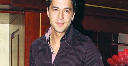 ZAPAMTILI SMO GA SVI JER JE PRETUKAO VJERENICU: Srpski voditelj ne živi više u Srbiji, EVO KAKO DANAS IZGLEDA I ČIME SE BAVI 