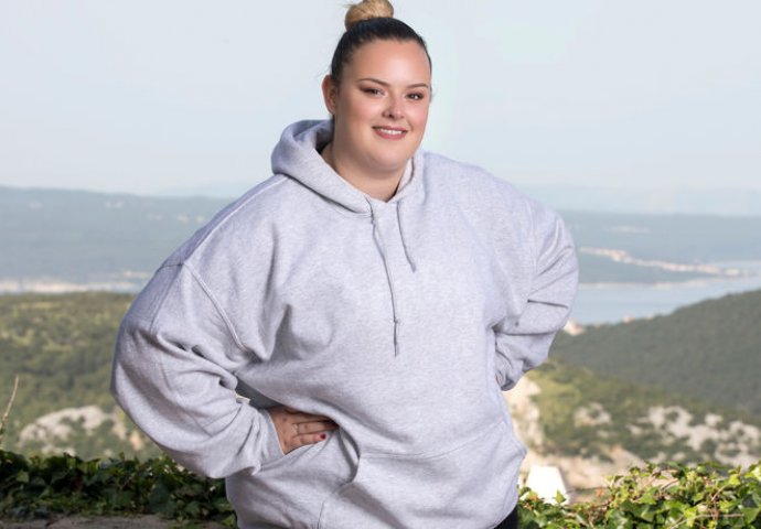 U show je ušla sa 137 kg, zaljubila se i izgubila 30 kg pa kasnije vratila skoro sve: EVO KAKO DANAS IZGLEDA